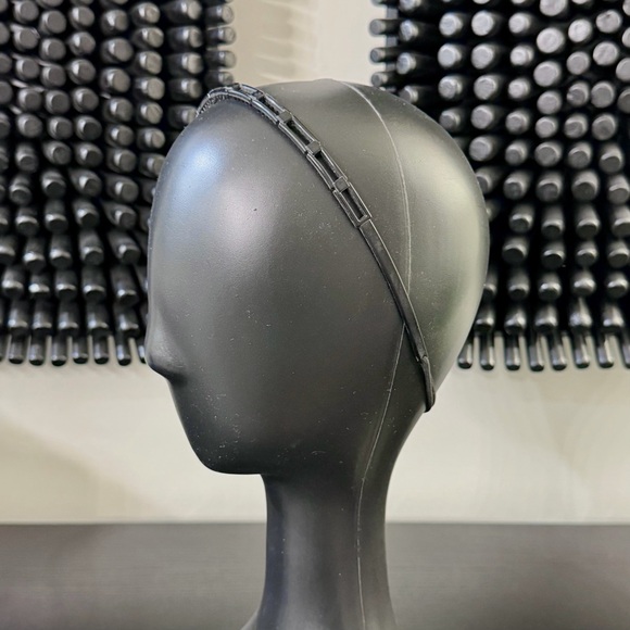 Variety Pack of Plastic Headbands - Picture 8 of 11